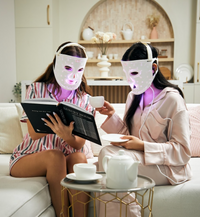 LED LIGHT THERAPY SKINCARE MASK